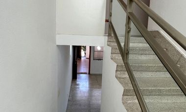 CASA EN VENTA EN ARBOLEDAS CON CASA PARA HÚESPEDES, NEGOCIO O PARA RENTAR