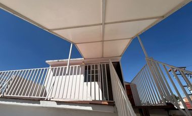 CASA EN VENTA EN ARBOLEDAS CON CASA PARA HÚESPEDES, NEGOCIO O PARA RENTAR