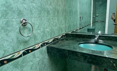 CASA EN VENTA EN ARBOLEDAS CON CASA PARA HÚESPEDES, NEGOCIO O PARA RENTAR