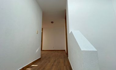 CASA EN VENTA EN ARBOLEDAS CON CASA PARA HÚESPEDES, NEGOCIO O PARA RENTAR