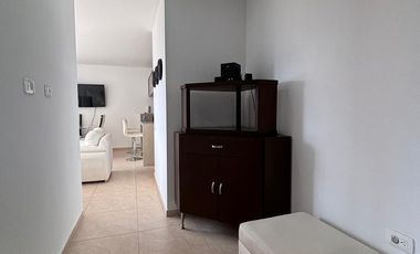 Apartamento amoblado cerca a Centro Comercial Caracolí