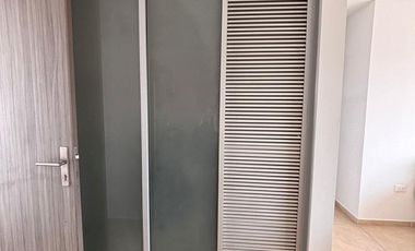 Apartamento amoblado cerca a Centro Comercial Caracolí