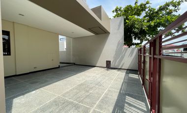 READY FOR OCCUPANCY UNIT IN IMUS CAVITE!