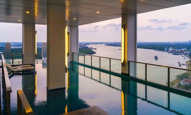 Knightsbridge Sky River Ocean