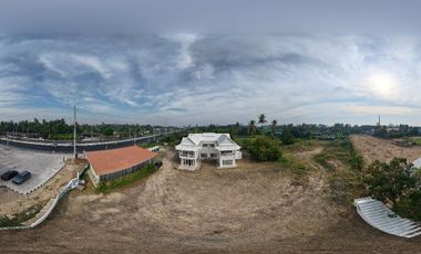 Proven Opportunity! Earn 1 Million THB Monthly!    For Sale! Developed Land with a Home Café   Located on Phetkasem Road, Tha Yang, Phetchaburi. Perfe