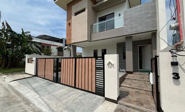 DASMARINAS SINGLE ATTACHED HOUSE AND LOT ALONG GOVERNORS DRIVE