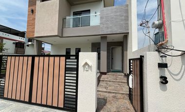 DASMARINAS SINGLE ATTACHED HOUSE AND LOT ALONG GOVERNORS DRIVE