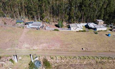 SE VENDE TERRENO EN JAVIER LOYOLA - AZOGUES