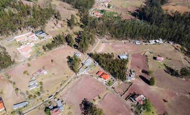 SE VENDE TERRENO EN JAVIER LOYOLA - AZOGUES