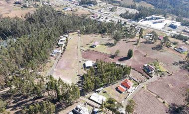 SE VENDE TERRENO EN JAVIER LOYOLA - AZOGUES