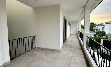 Samborondon, Renta de Hermosa Casa con Piscina con o sin muebles