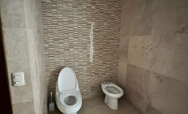 Samborondon, Renta de Hermosa Casa con Piscina con o sin muebles