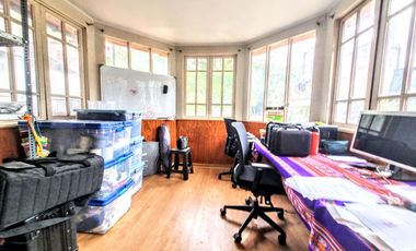 Casa Sólida De 2 Pisos, 4d/3b, 767 M2 De Terreno, San Miguel