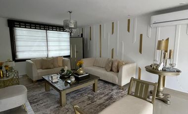 Manta, Venta de hermosa Casa 3 dormitorios con Piscina