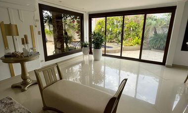 Manta, Venta de hermosa Casa 3 dormitorios con Piscina