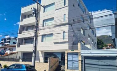 Rento departamento amoblado 2 dormitorios, Sector Pinar Bajo