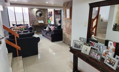 CASA REMODELADA EN VENTA