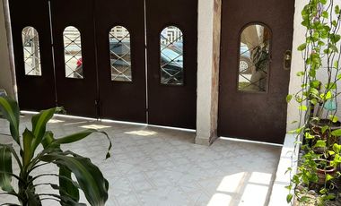 CASA REMODELADA EN VENTA