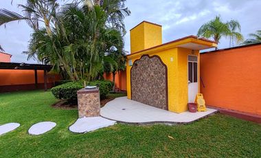 casa en venta en las garzas tezoyuca alberca climatizada 2 rec