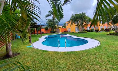 casa en venta en las garzas tezoyuca alberca climatizada 2 rec