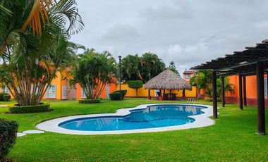 casa en venta en las garzas tezoyuca alberca climatizada 2 rec