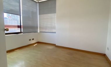 SE ARRIENDA OFICINA EN EDIFICIO ECONORTE.