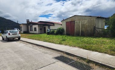 VENDO PROPIEDAD EN JUAN JOSE LATORRE N° 88 DE PUERTO CHACABUCO,  REGION DE AYSEN