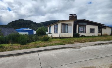 VENDO PROPIEDAD EN JUAN JOSE LATORRE N° 88 DE PUERTO CHACABUCO,  REGION DE AYSEN