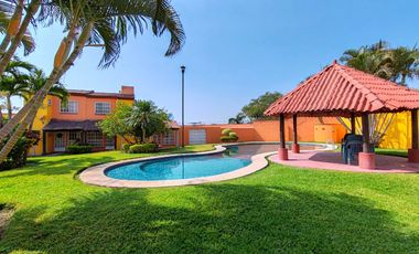 casa en venta tipo chalet en garza azul para ampliar