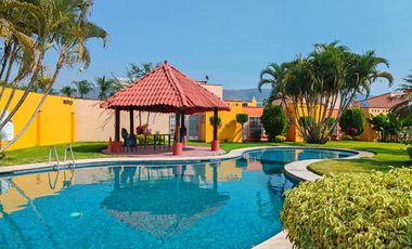 casa en venta tipo chalet en garza azul para ampliar