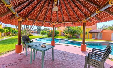 casa en venta tipo chalet en garza azul para ampliar