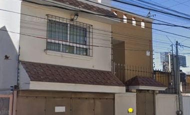 ¡Casa Amueblada en Renta en Santa Ana Tlapaltitlán, Toluca!