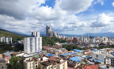 VENDO APARTAESTUDIO BARRIO ALBANIA EDIFICIO AQUARIUM CLUB Y CONDOMINO