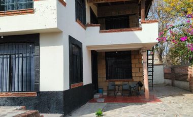 Casa Sola amueblada,  en RENTA a 200 mts del Centro de Tepotzotlán