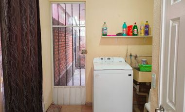 Casa Sola amueblada,  en RENTA a 200 mts del Centro de Tepotzotlán