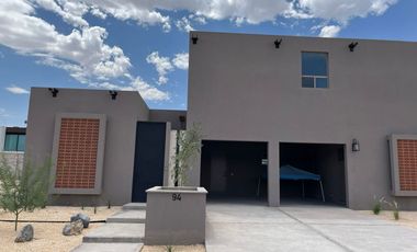 RENTA DE CASA EN CAMPOS ELISEOS DE UN PISO