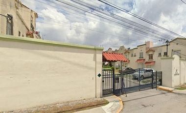 CASA EN PRIVADA ALMENDRES, URBI VILLA DEL REY EN HUEHUETOCA, ¡NO CREDITOS!