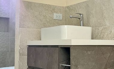 Salinas - Sector del Country Club, casa por estrenar de 3 dormitorios y terreno de 250 m2 (2690,98 sq ft)