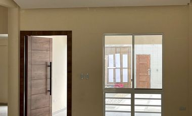 Salinas - Sector del Country Club, casa por estrenar de 3 dormitorios y terreno de 250 m2 (2690,98 sq ft)