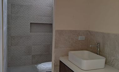 Salinas - Sector del Country Club, casa por estrenar de 3 dormitorios y terreno de 250 m2 (2690,98 sq ft)