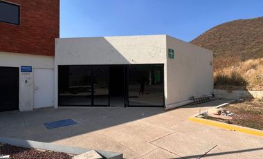 LOCAL EN RENTA EN TLAJOMULCO, JALISCO.