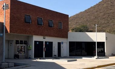 LOCAL EN RENTA EN TLAJOMULCO, JALISCO.