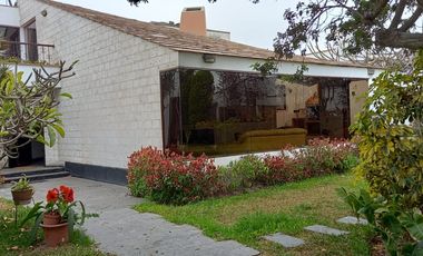 SE VENDE HERMOSA CASA EN LA MOLINA