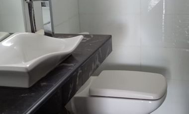 SE VENDE HERMOSA CASA EN LA MOLINA