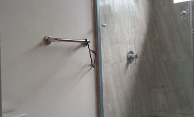 SE VENDE HERMOSA CASA EN LA MOLINA