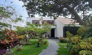 SE VENDE HERMOSA CASA EN LA MOLINA