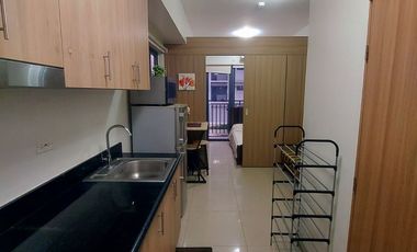 Shore Residence - 1 bedroom corner unit w/ Balcony Overlooking Pool