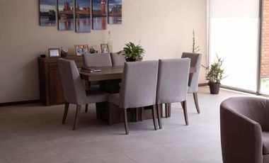 Hermosa casa en Venta modelo Málaga doble altura en Lomas Virreyes, Calimaya