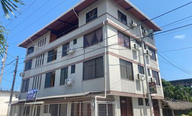 VENTA HOTEL MALECON DE ATACAMES