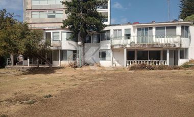 Condominio de 12 Casas y Áreas Comunes Para Remodelar a Precio de Terreno